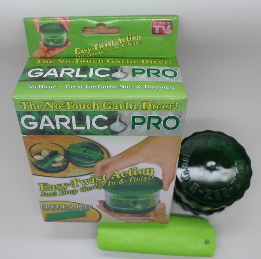 Unlock the Magic of Garlic with the Garlic Peeler Kitchen Gadget