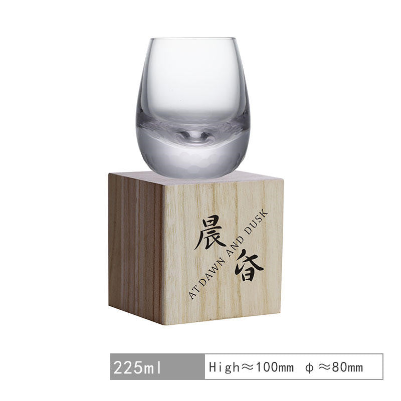 Chuyun Hand Carved Wine Glass, Whiskey Glass, Crystal Glass